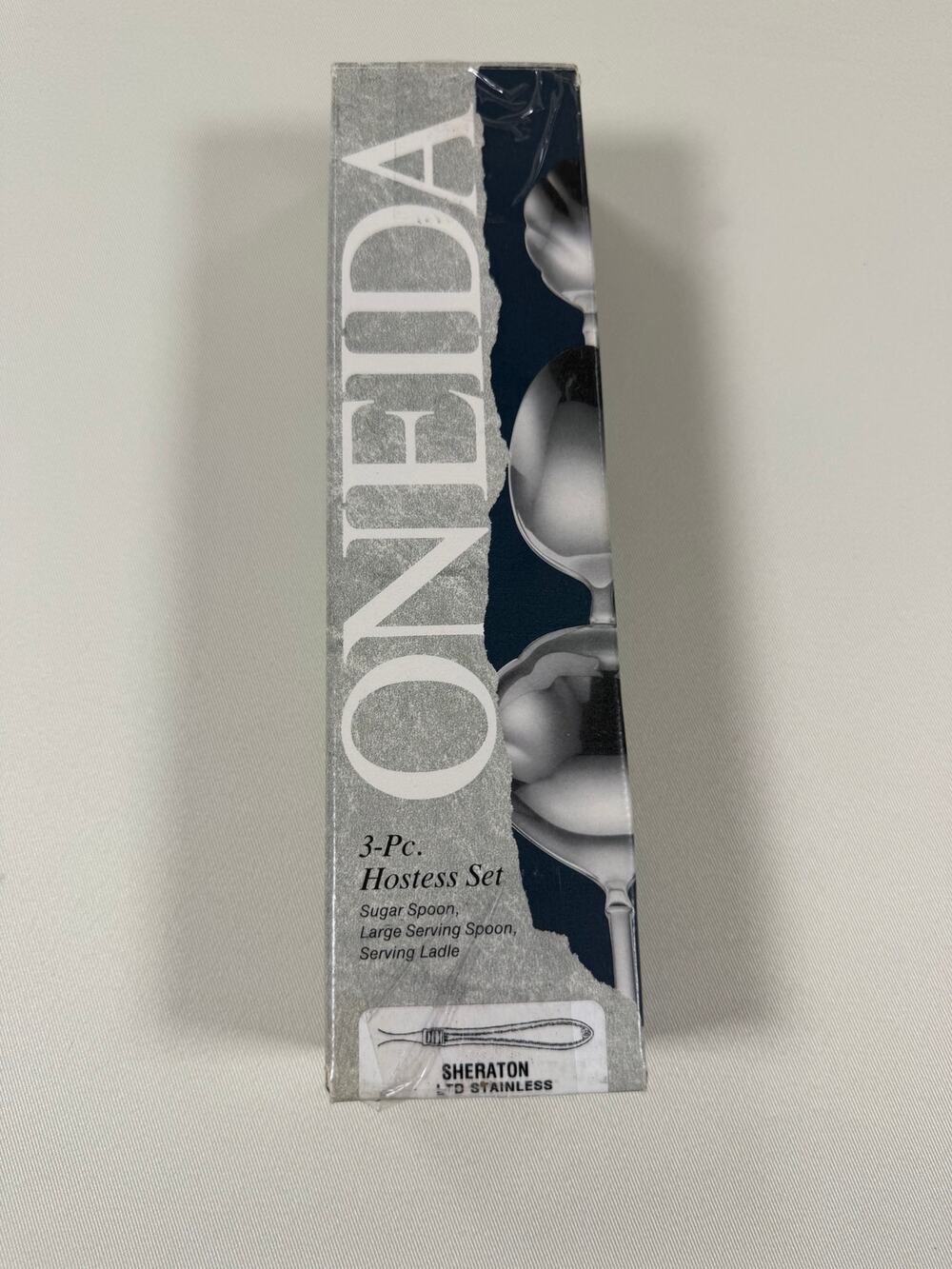 ONEIDA Sheraton 3 Piece Hostess Set
New In Box